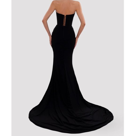 Albina Dyla "Long Black Dress w/ Embroidered Detail" - Picture 2 of 9